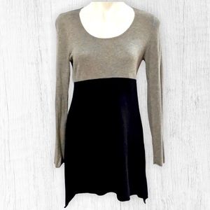 Black and Gray Long Sleeve Tunic